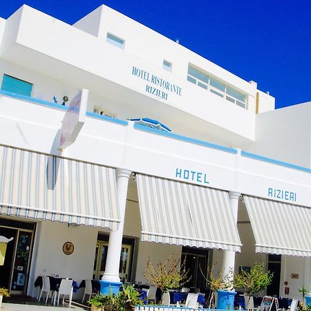 Hotel Rizieri Santa Maria di Leuca المظهر الخارجي الصورة