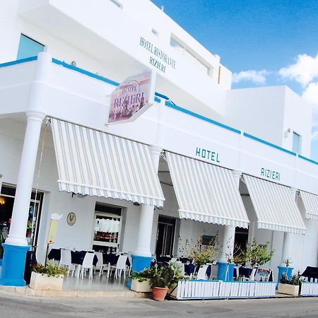 Hotel Rizieri Santa Maria di Leuca المظهر الخارجي الصورة